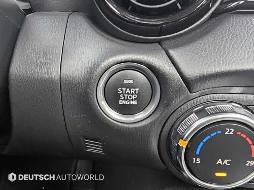Mazda MX-5 Miata — photo 16