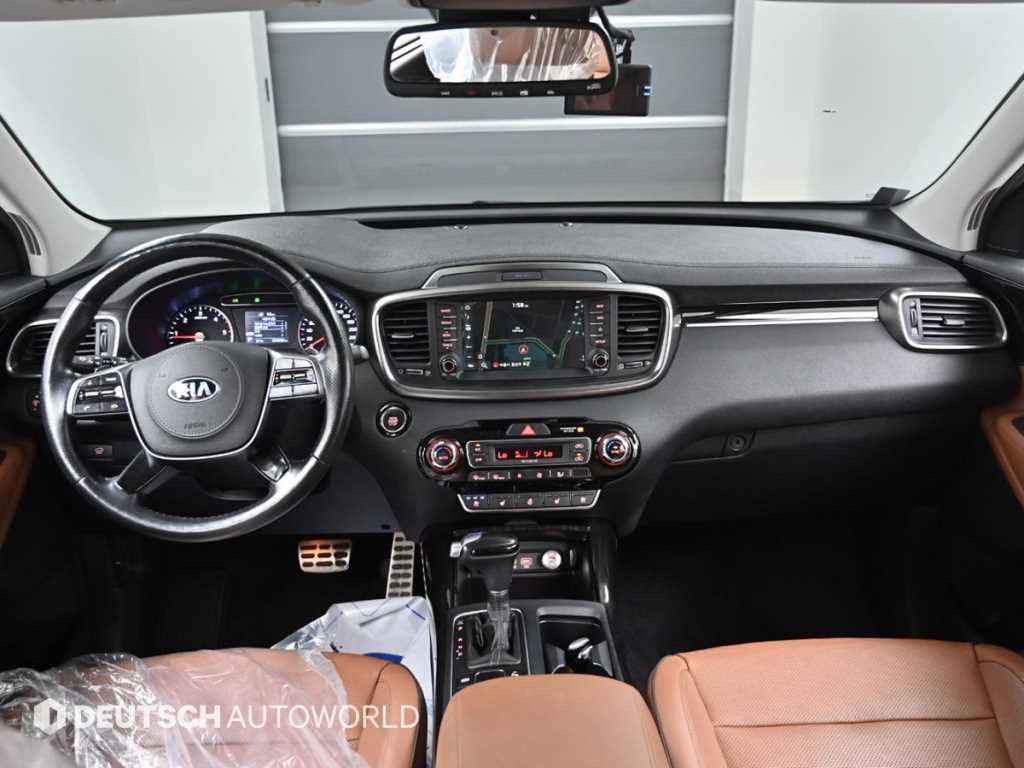 Kia Sorento — photo 07
