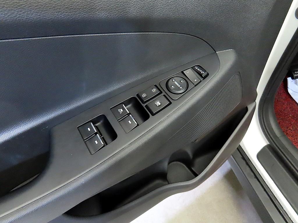 Hyundai Tucson — photo 13