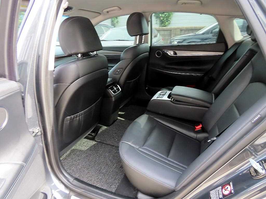 Hyundai Grandeur — photo 06