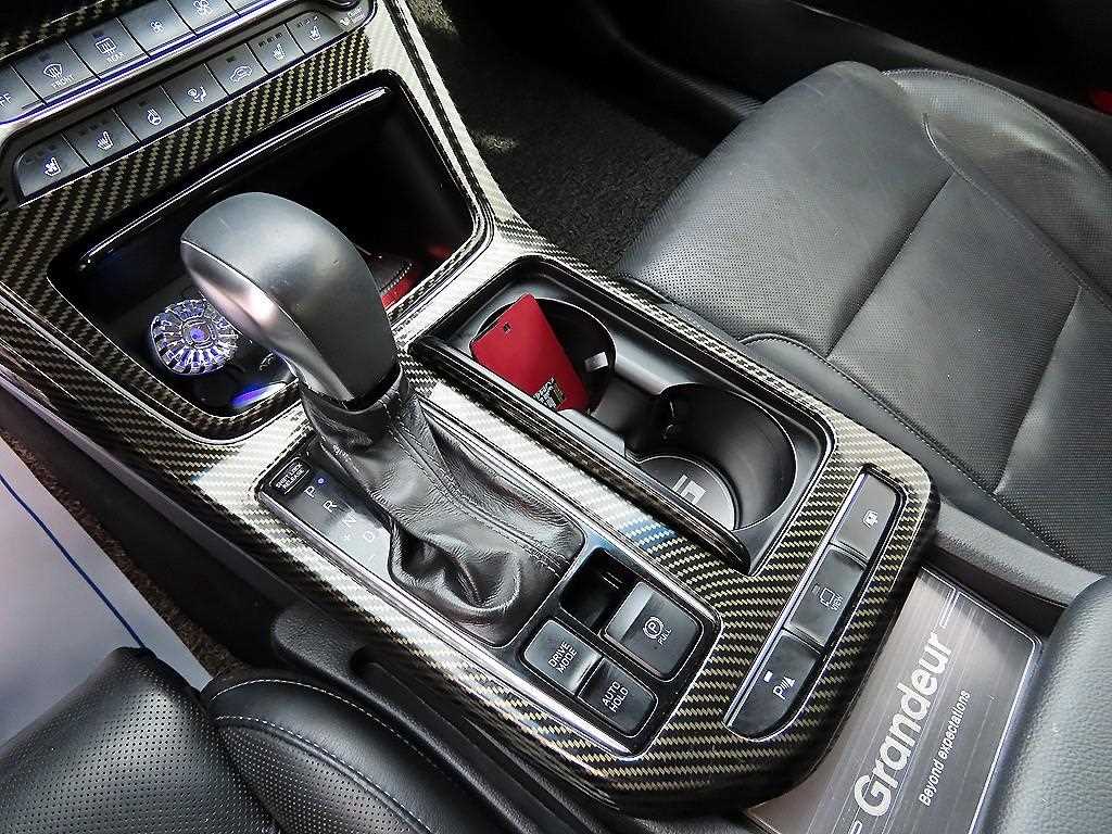 Hyundai Grandeur — photo 10