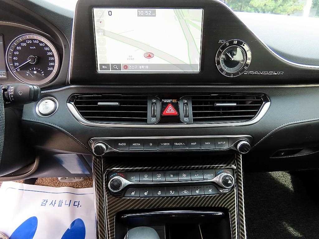 Hyundai Grandeur — photo 11