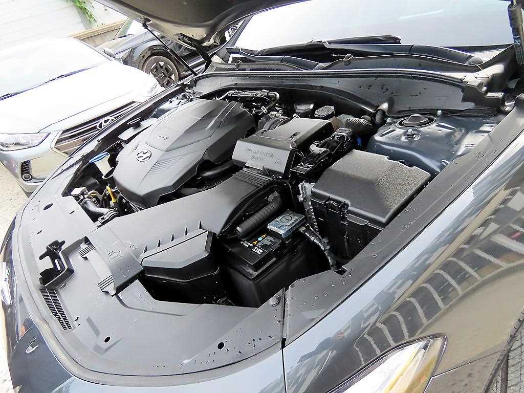 Hyundai Grandeur — photo 18