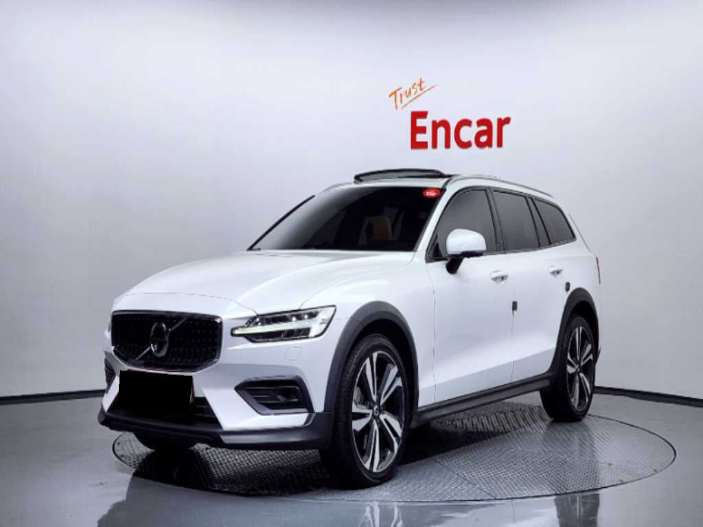 Volvo V60 — photo 01