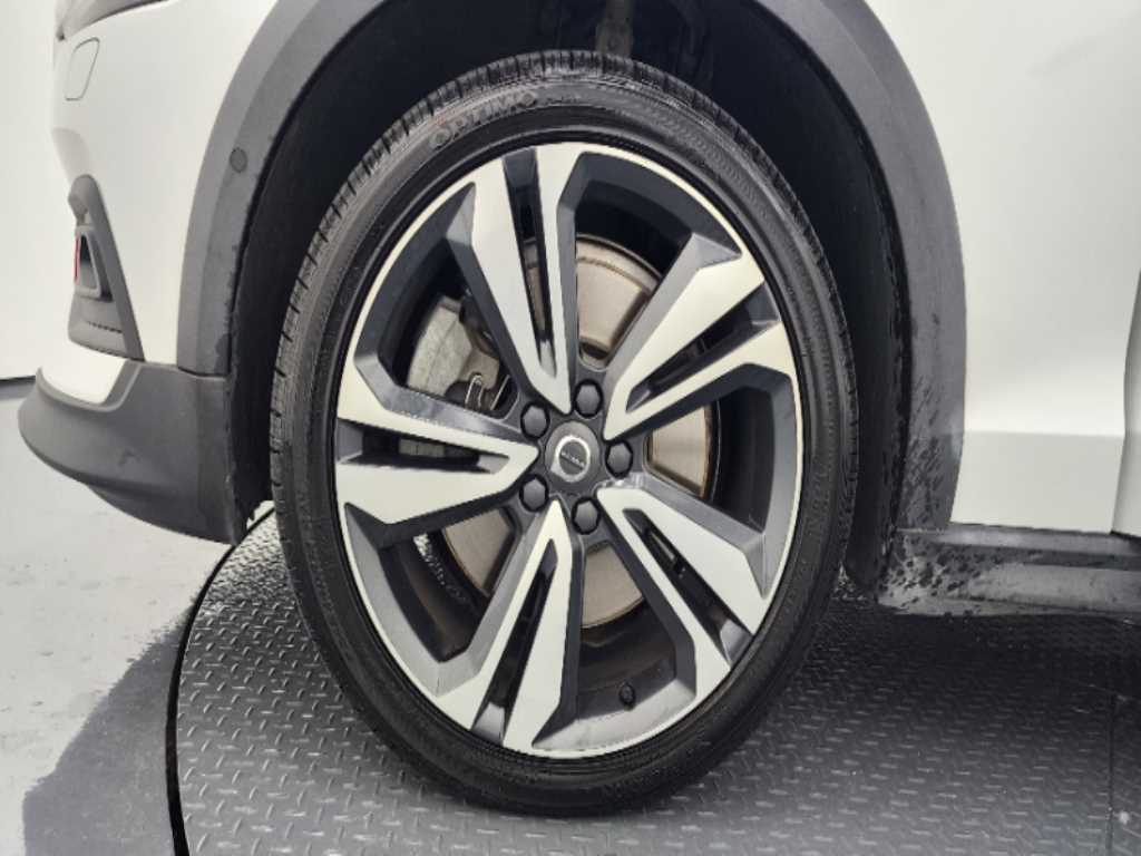Volvo V60 — photo 05