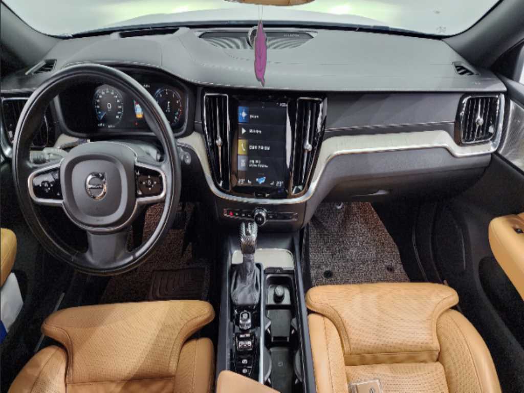 Volvo V60 — photo 07