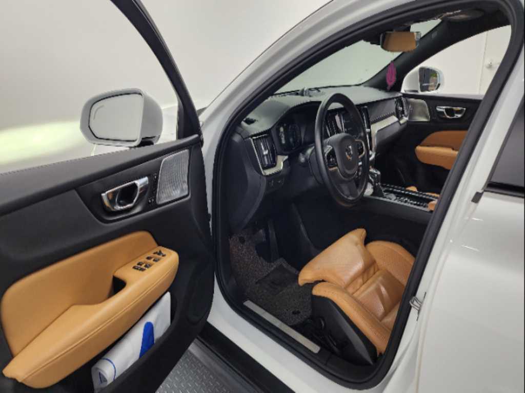 Volvo V60 — photo 10
