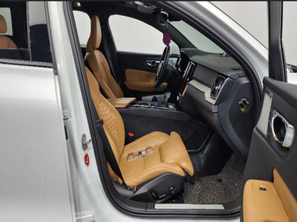 Volvo V60 — photo 11