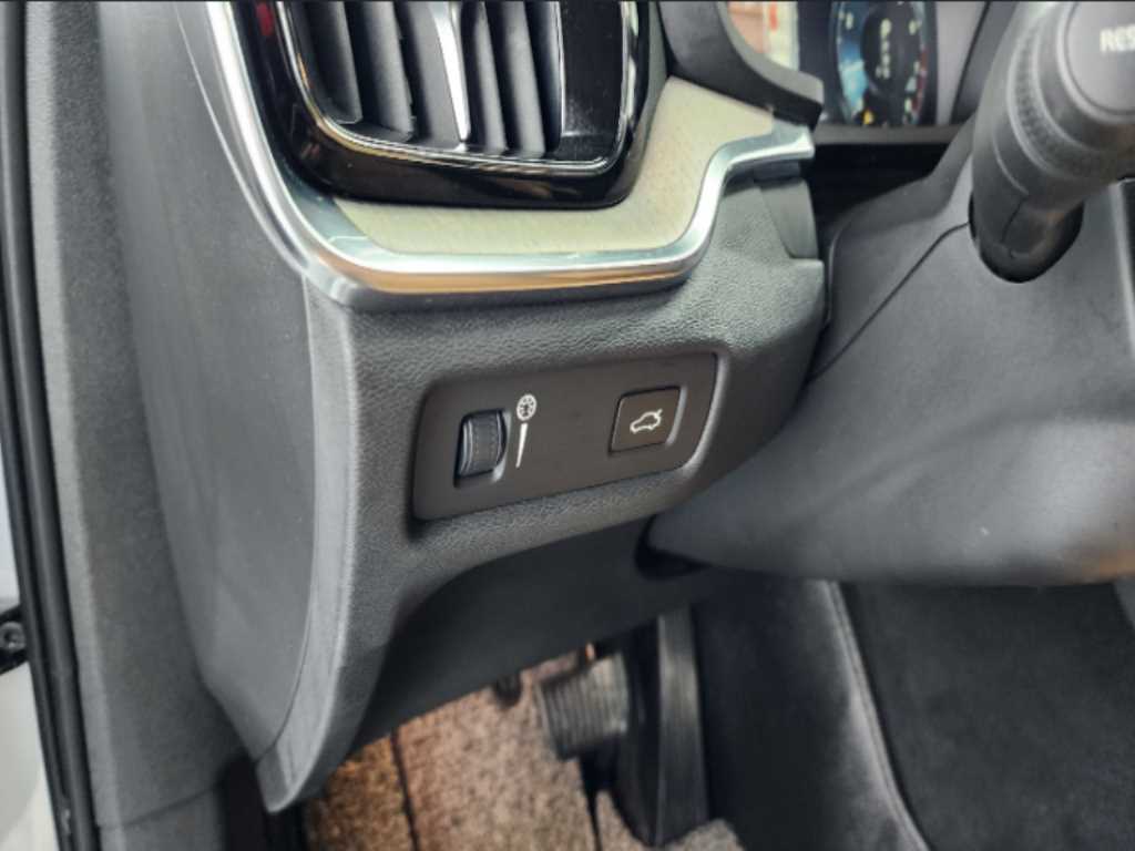 Volvo V60 — photo 14
