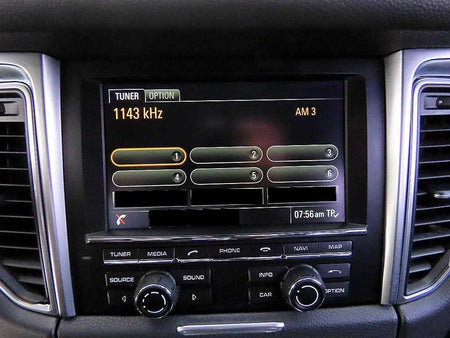 Porsche Macan — photo 14