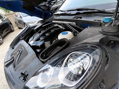 Porsche Macan — photo 19