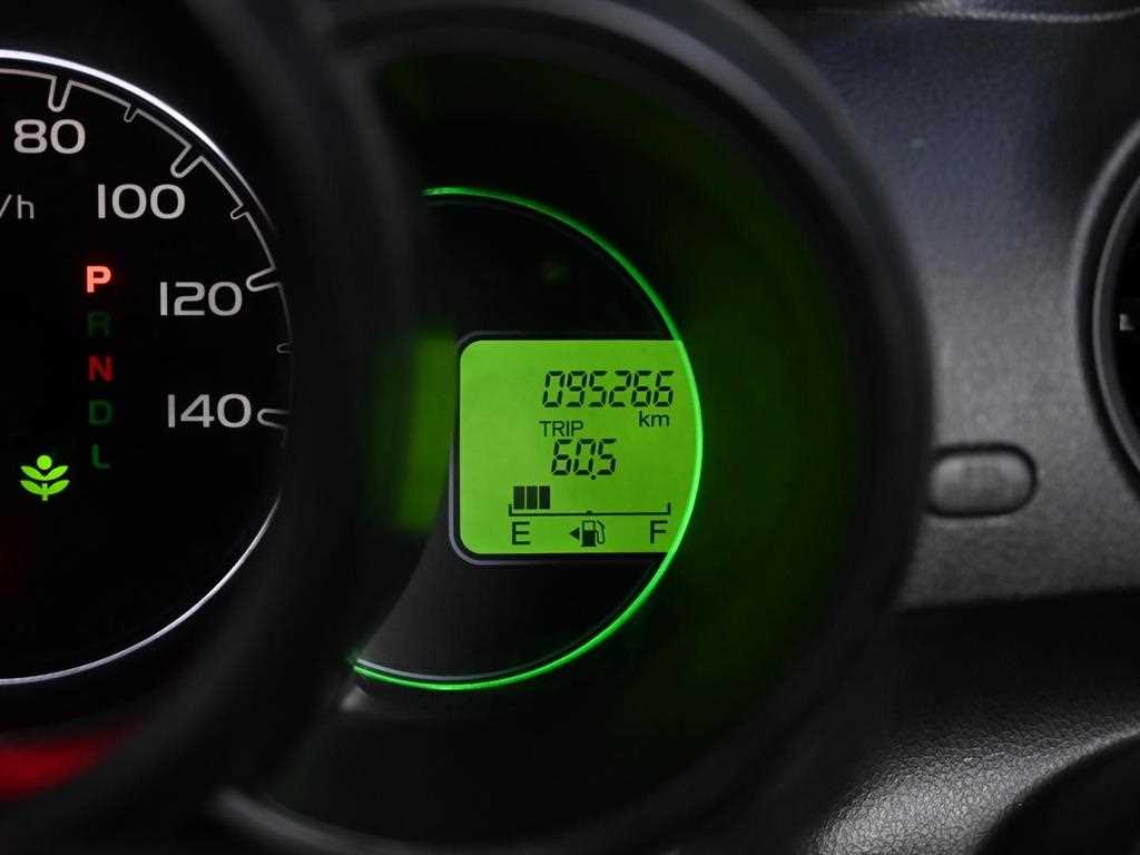 Honda N-BOX — photo 08