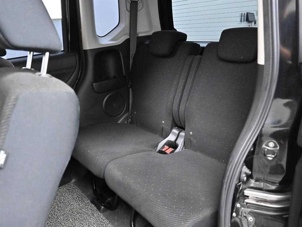 Honda N-BOX — photo 12