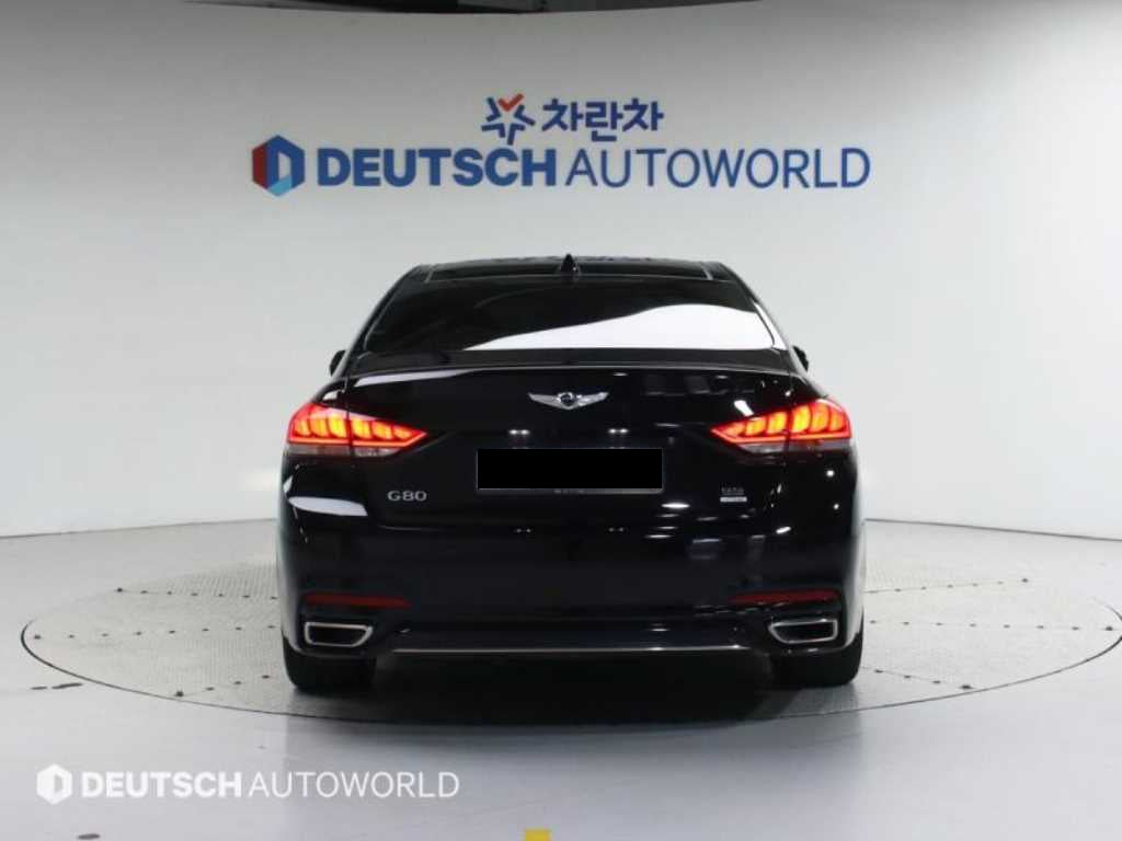 Genesis G80 — photo 04