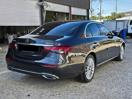 Mercedes-Benz E-Class — photo 03