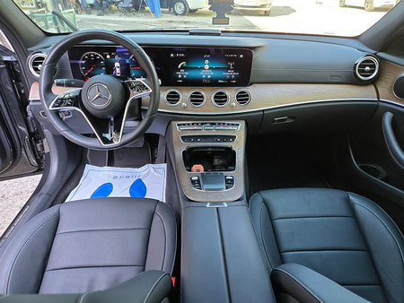 Mercedes-Benz E-Class — photo 09