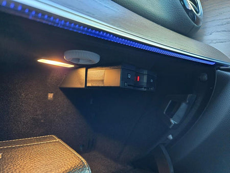 Mercedes-Benz E-Class — photo 15