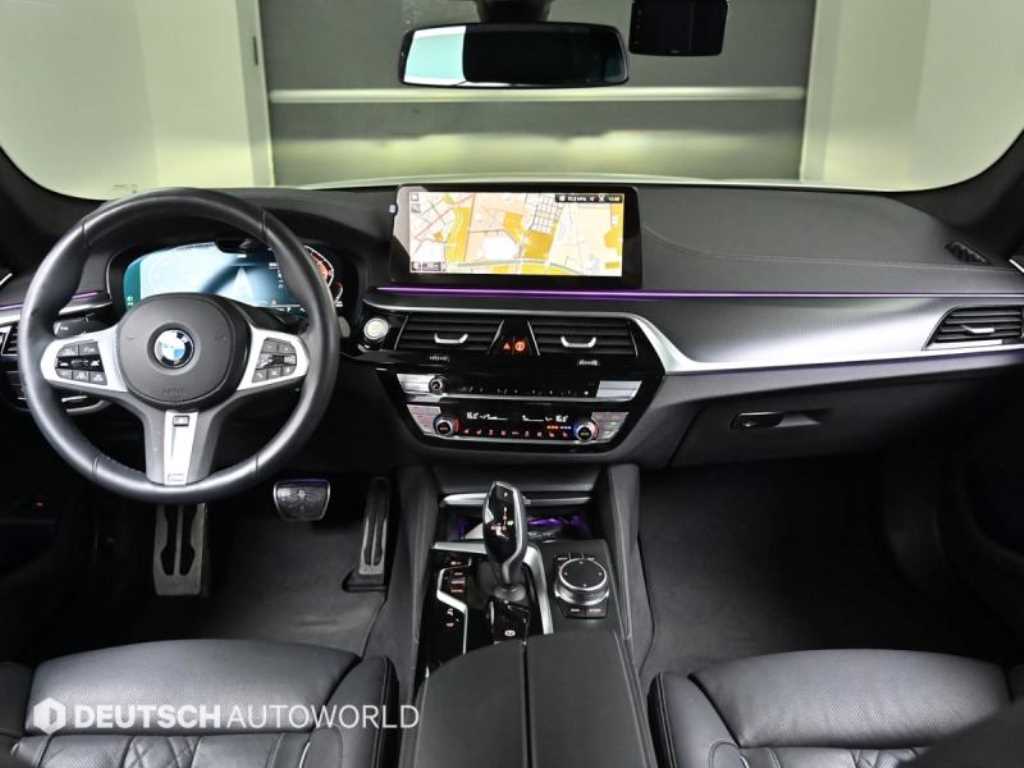 BMW 5-Series — photo 07