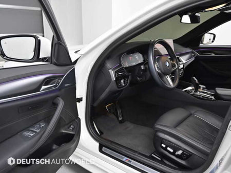 BMW 5-Series — photo 11