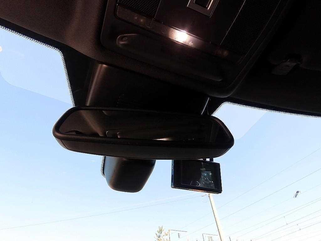 Land Rover Range Rover Evoque — photo 14
