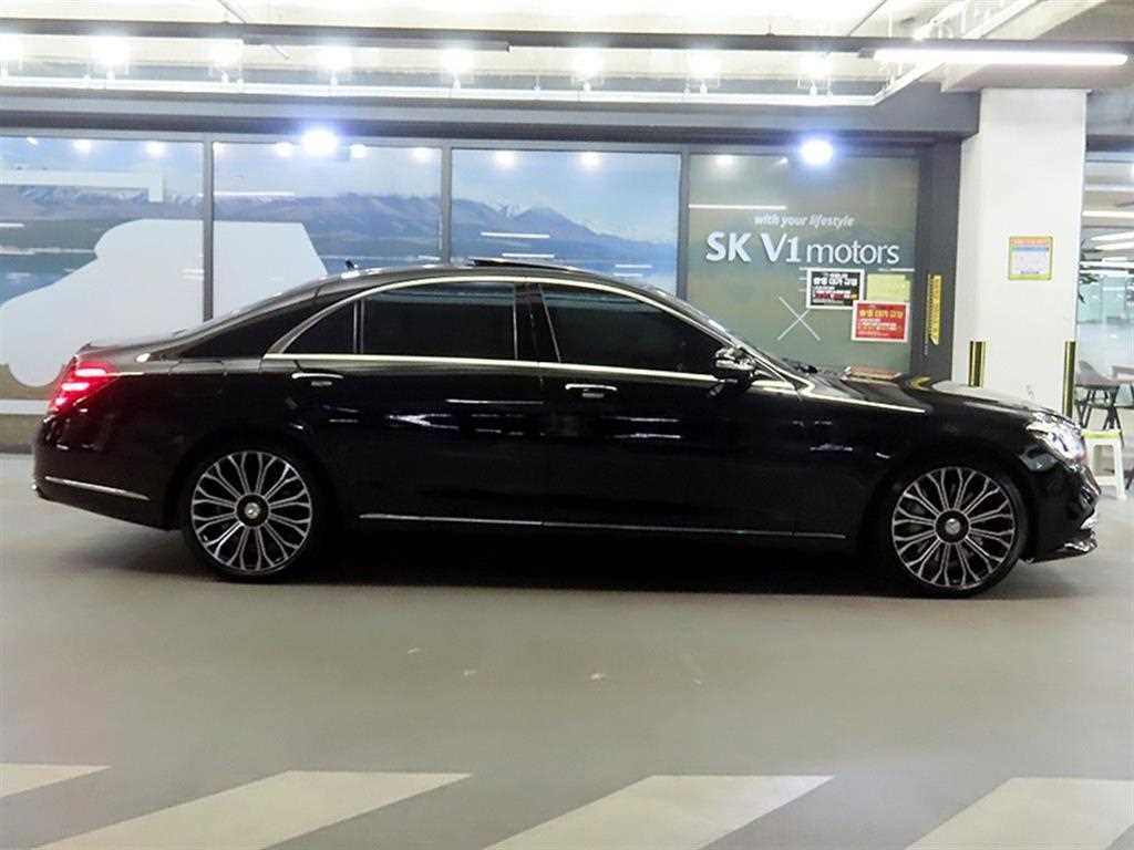 Mercedes-Benz S-Class — photo 03