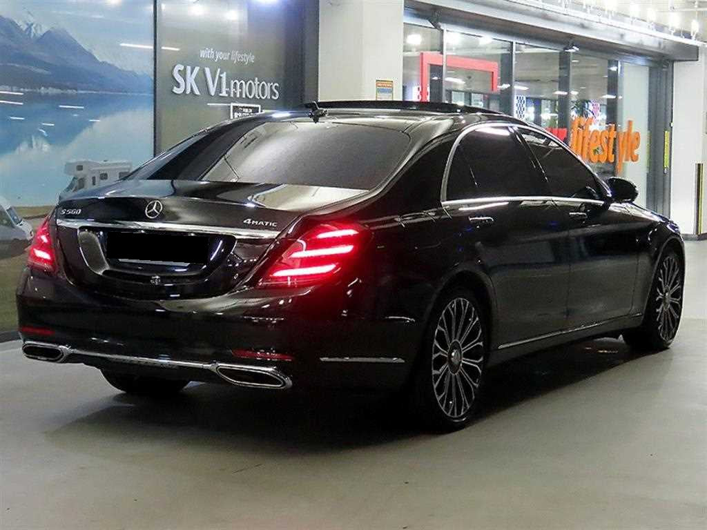 Mercedes-Benz S-Class — photo 04