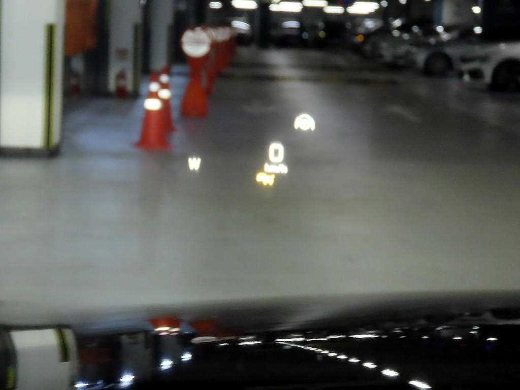 Mercedes-Benz S-Class — photo 12