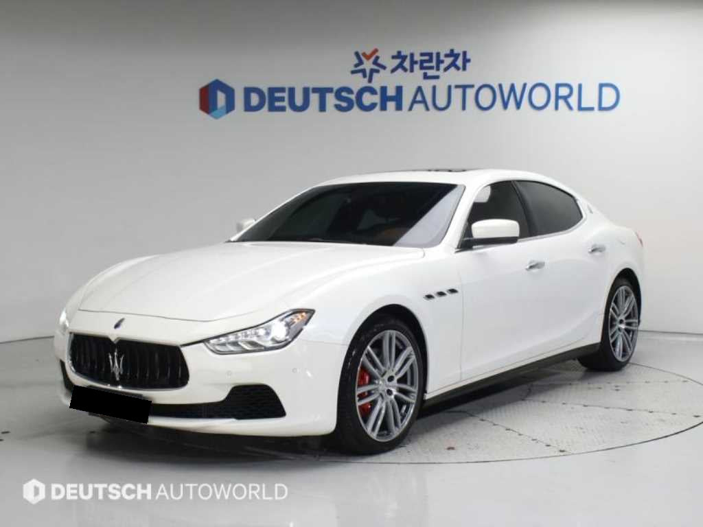 Maserati Ghibli — photo 01