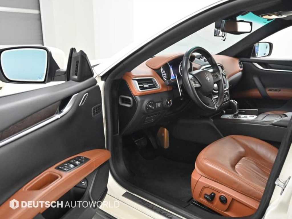 Maserati Ghibli — photo 11