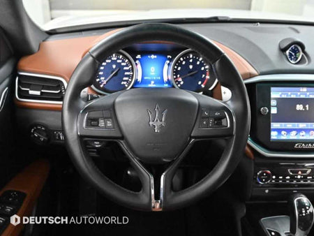 Maserati Ghibli — photo 13