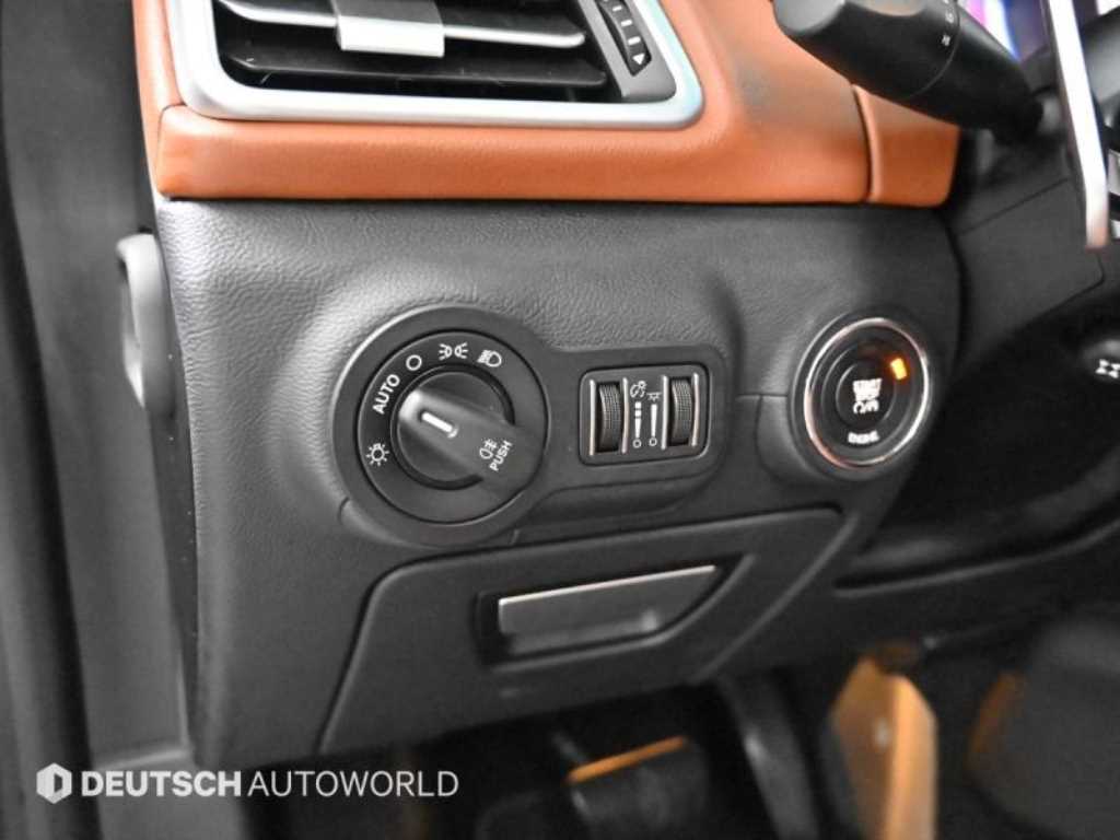 Maserati Ghibli — photo 16