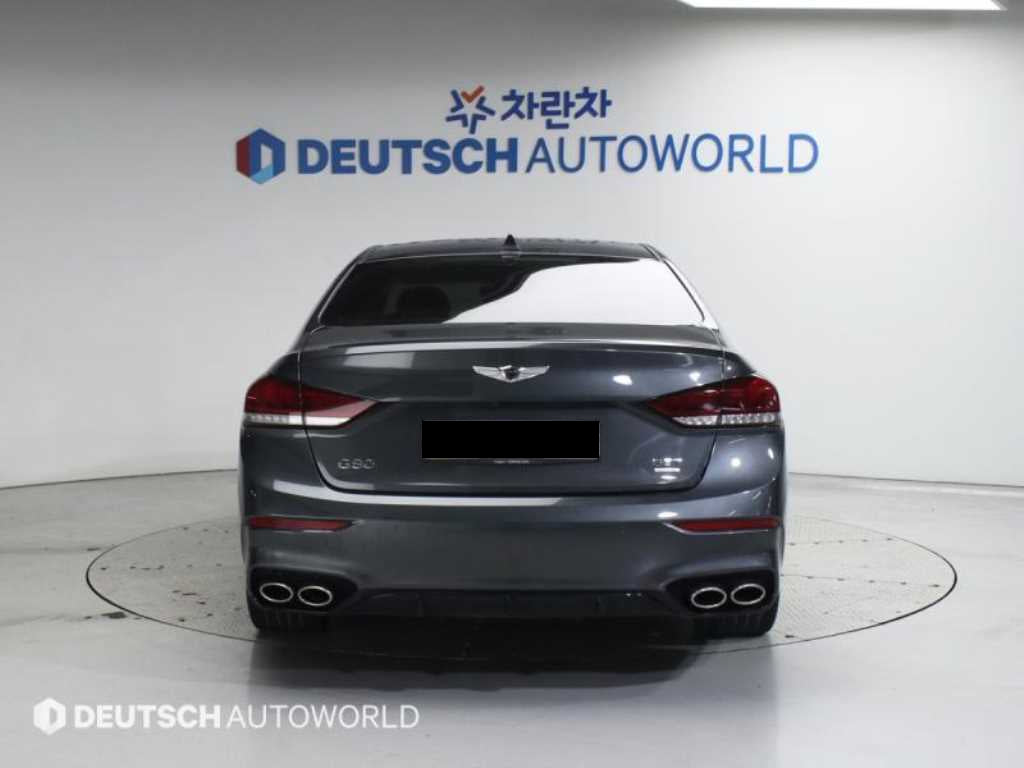 Genesis G80 — photo 04