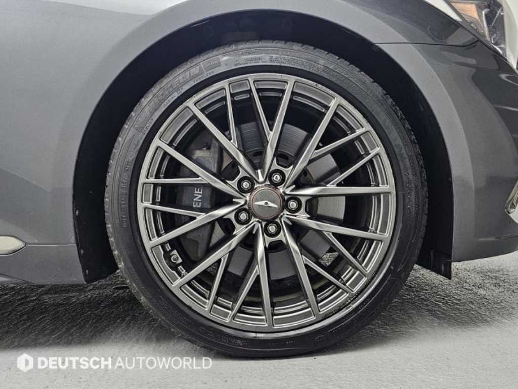 Genesis G80 — photo 05