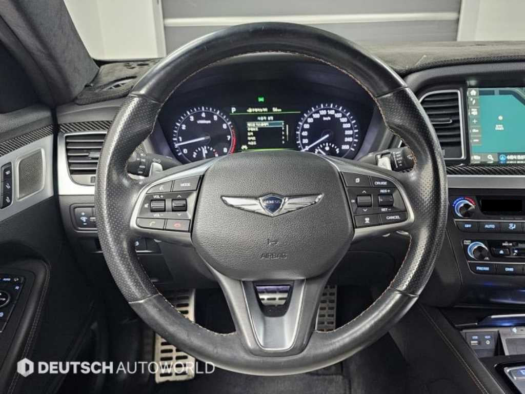 Genesis G80 — photo 13