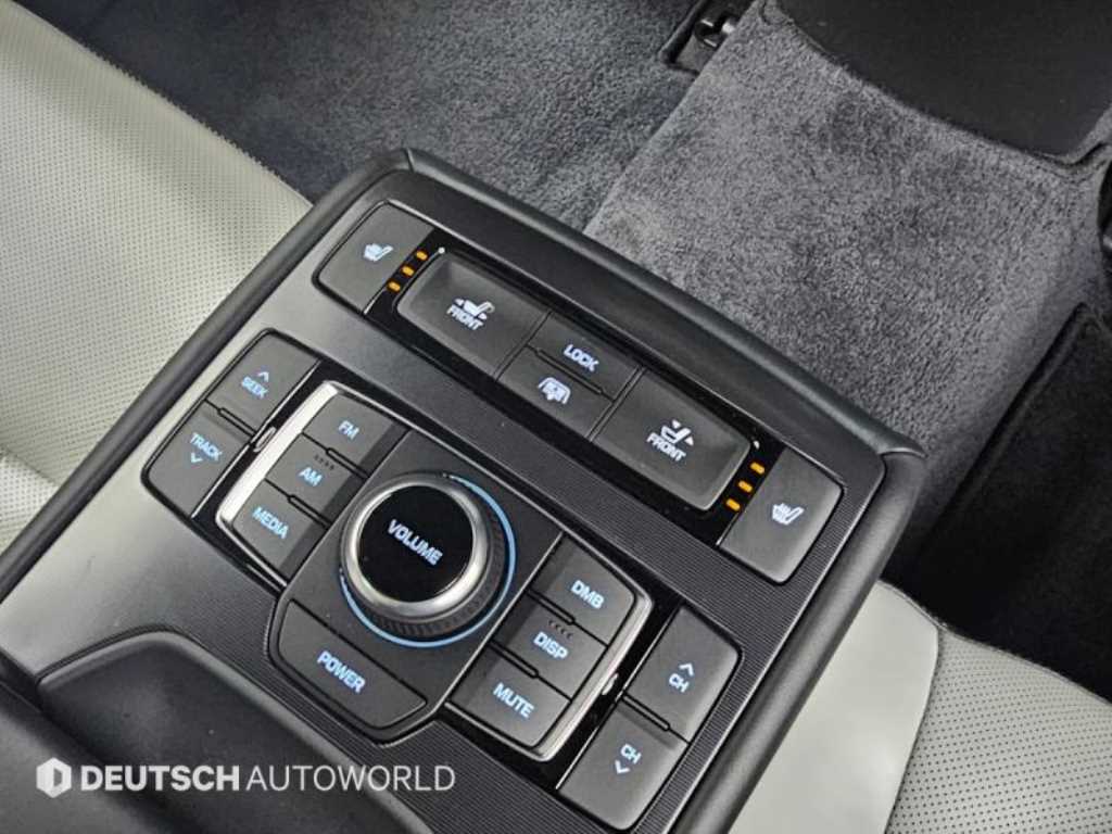 Genesis G80 — photo 16