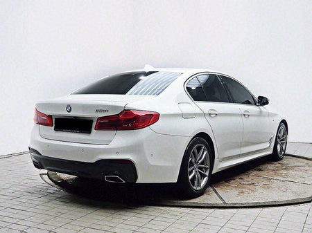 BMW 5-Series — photo 04