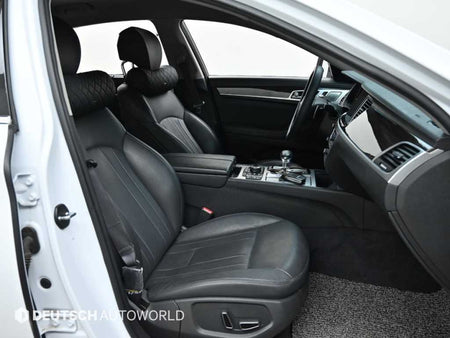 Genesis G80 — photo 11
