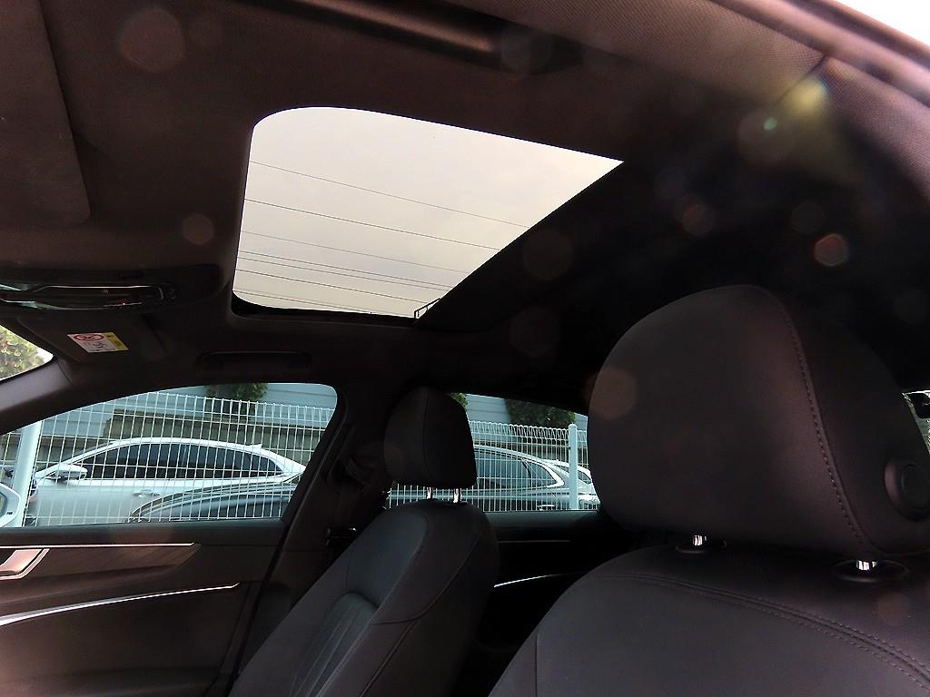Audi A6 — photo 17