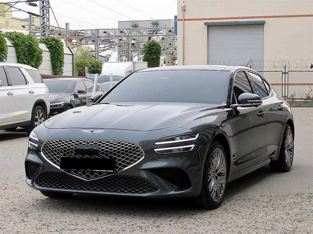 Genesis G70 — photo 02