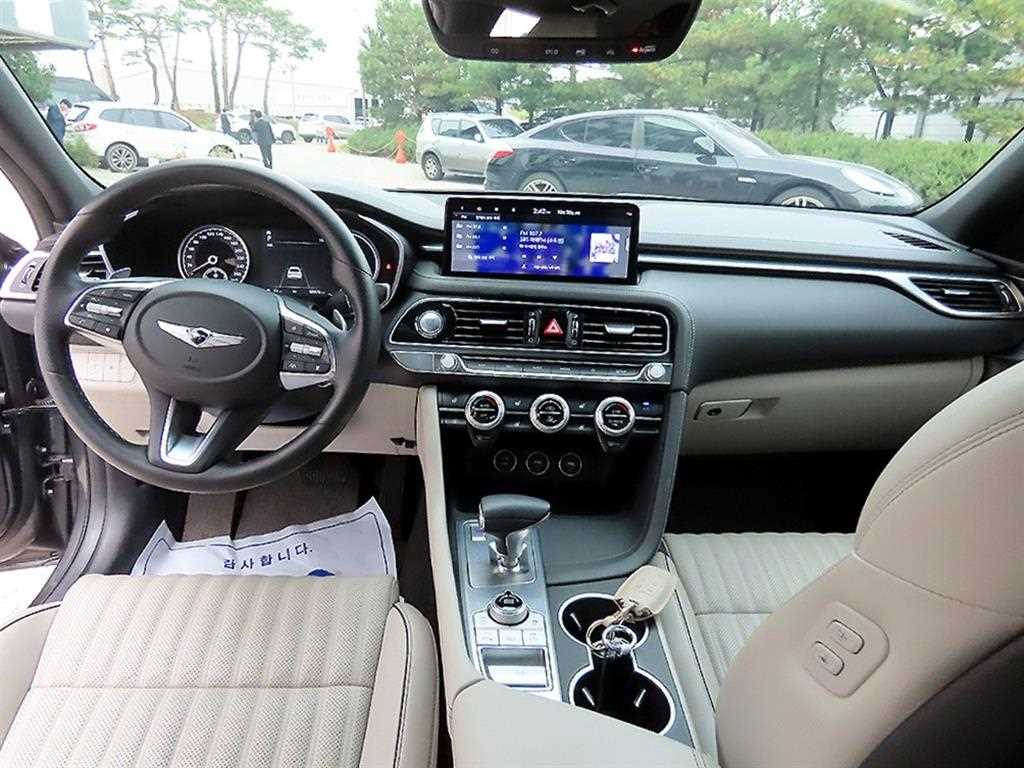 Genesis G70 — photo 07