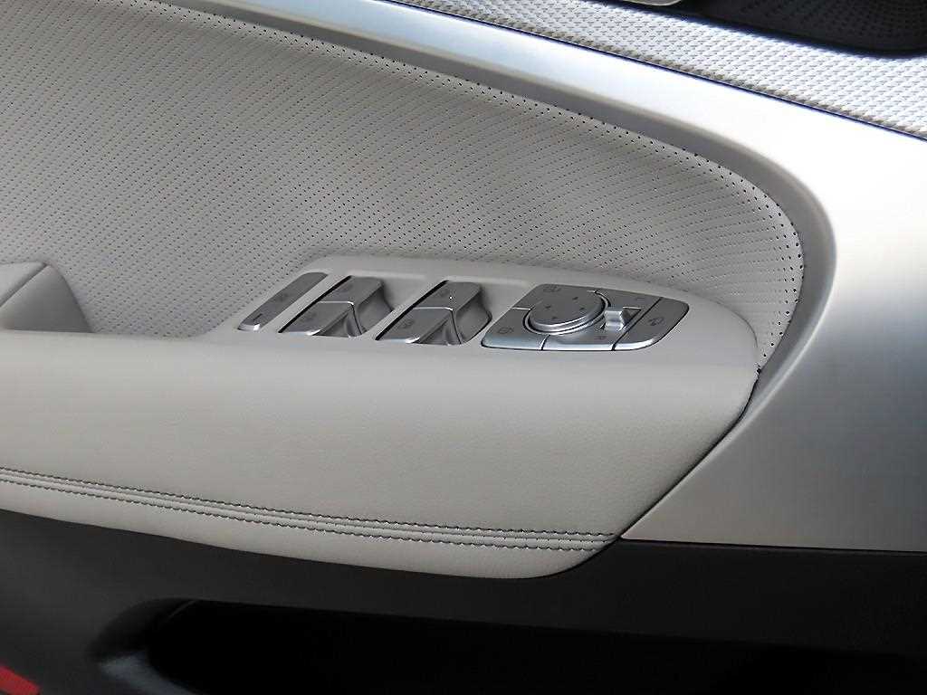 Genesis G70 — photo 11
