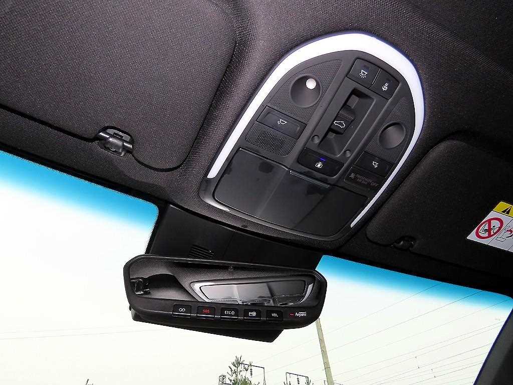 Genesis G70 — photo 14