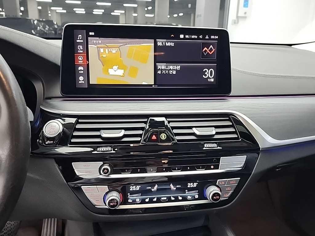 BMW Gran Turismo — photo 10