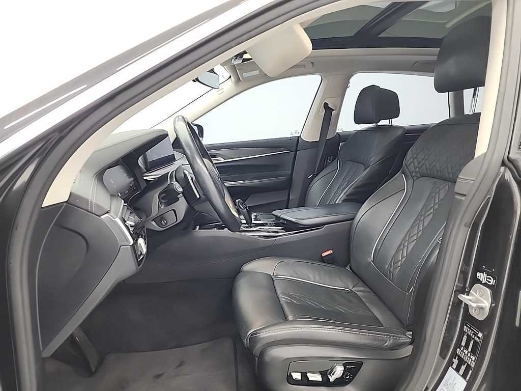 BMW Gran Turismo — photo 11