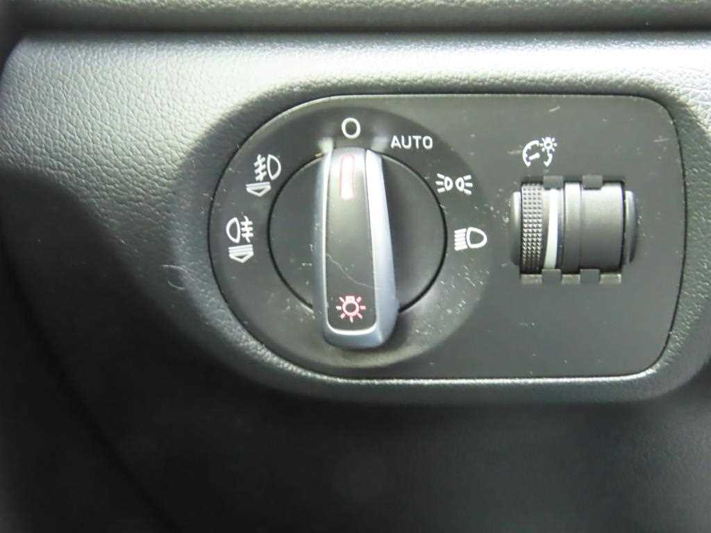 Audi Q3 — photo 09