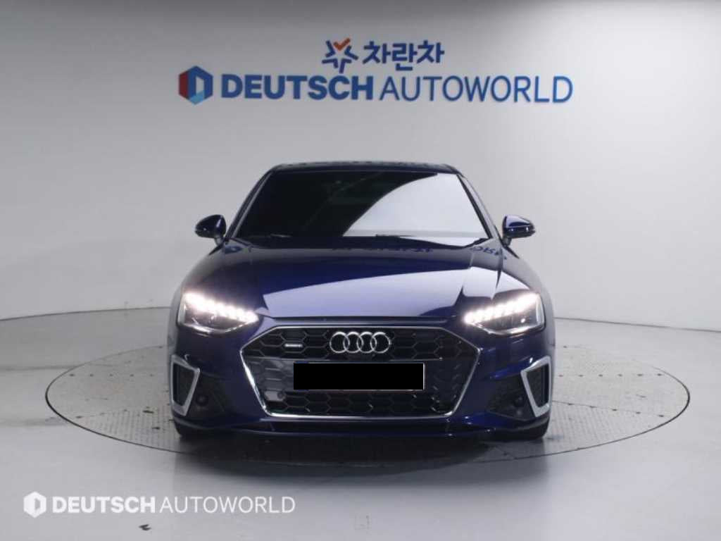 Audi A4 — photo 03
