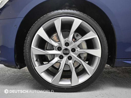 Audi A4 — photo 05