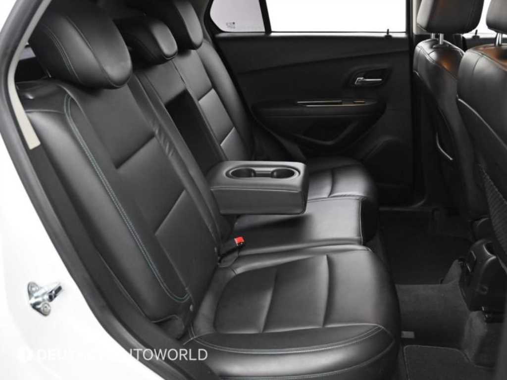 CHEVROLET Trax — photo 12