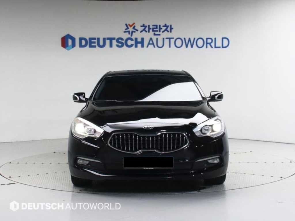Kia K9 — photo 03