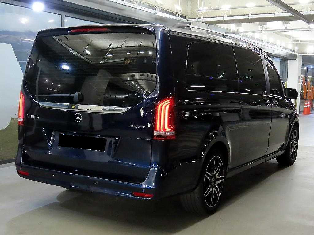 Mercedes-Benz V-Class — photo 04